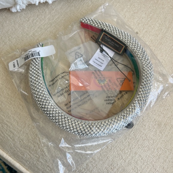 KURT GEIGER VERY SPARKLY CRYSTAL HEADBAND Silver - Picture 4 of 17